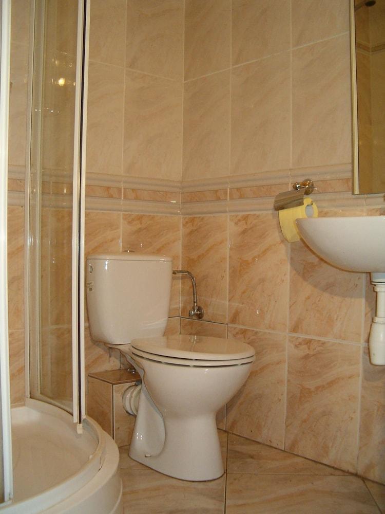 Daisy Superior Hotel Krakow Bagian luar foto