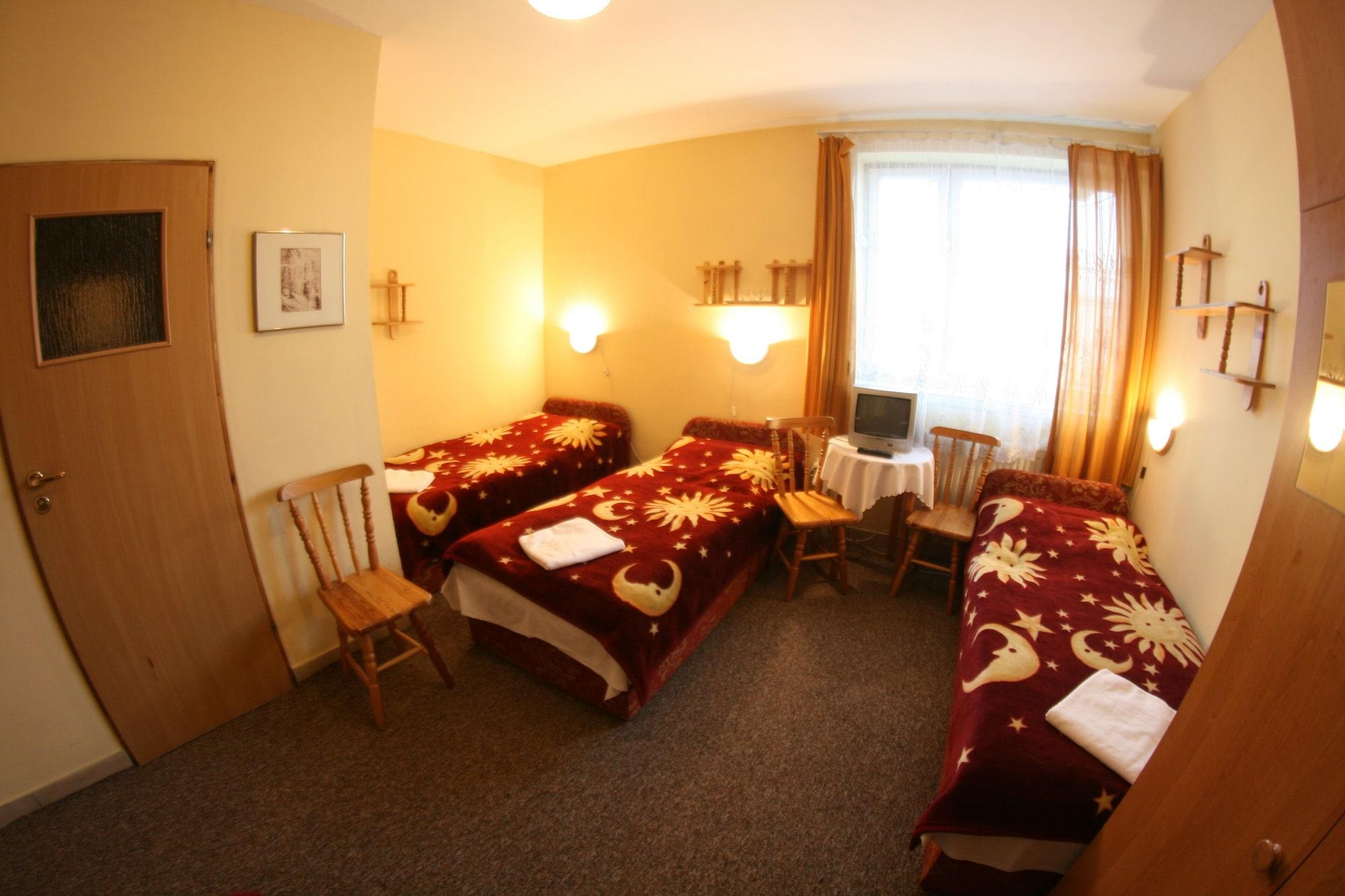 Daisy Superior Hotel Krakow Bagian luar foto