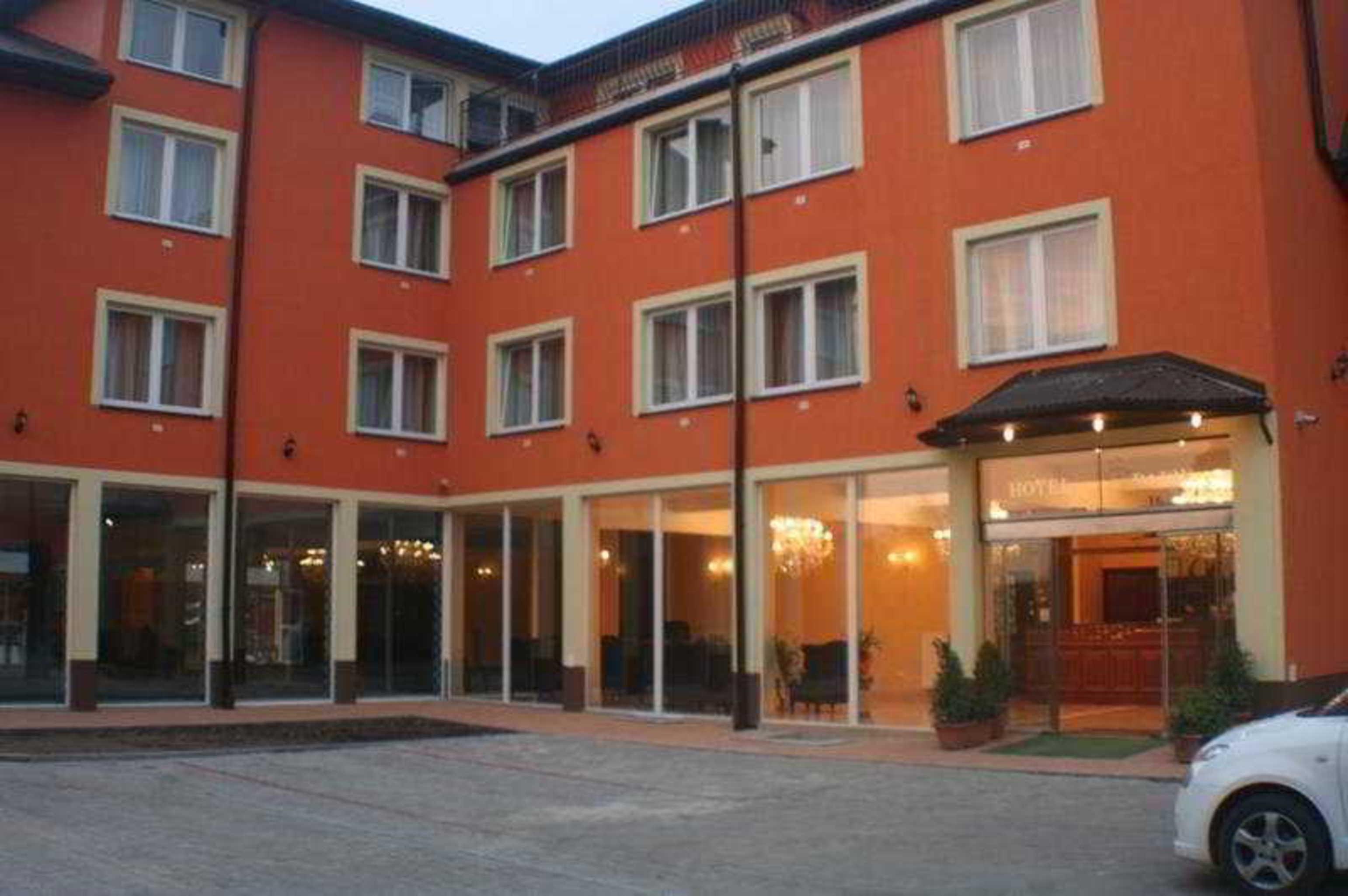 Daisy Superior Hotel Krakow Bagian luar foto
