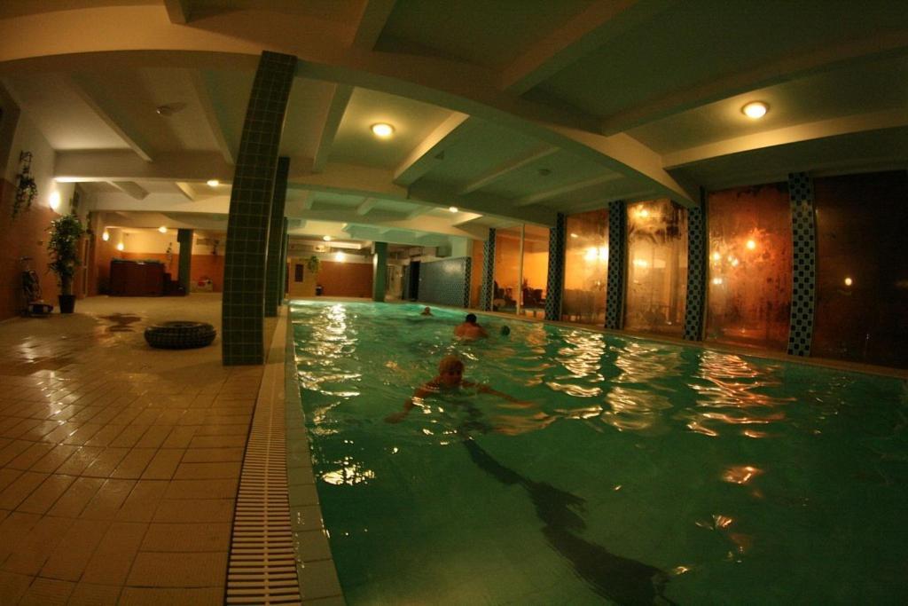 Daisy Superior Hotel Krakow Bagian luar foto