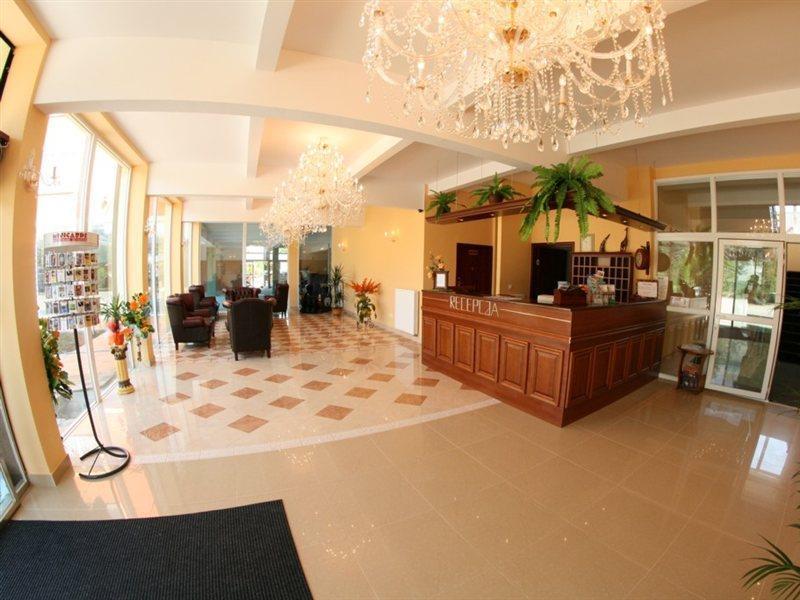 Daisy Superior Hotel Krakow Bagian luar foto